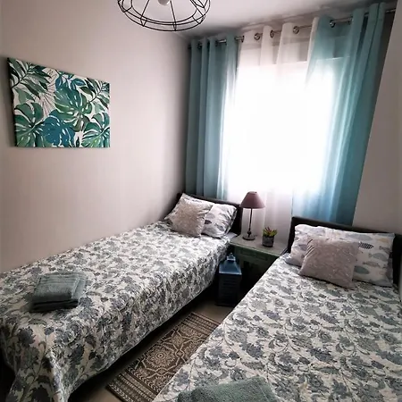 Playa & Port Solo Familias Appartement