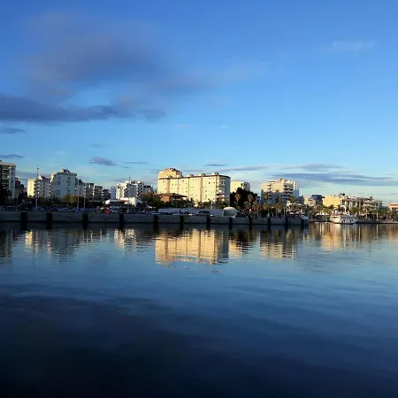 Playa & Port Solo Familias Appartement *